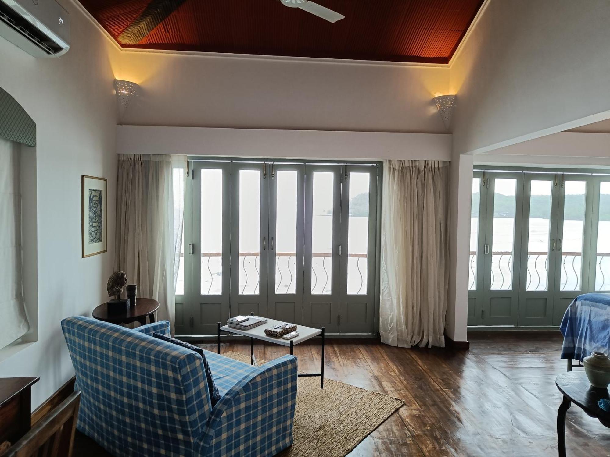 Отель Ahilya By The Sea Nerul  Экстерьер фото