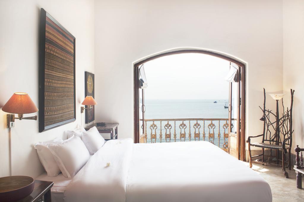 Отель Ahilya By The Sea Nerul  Экстерьер фото